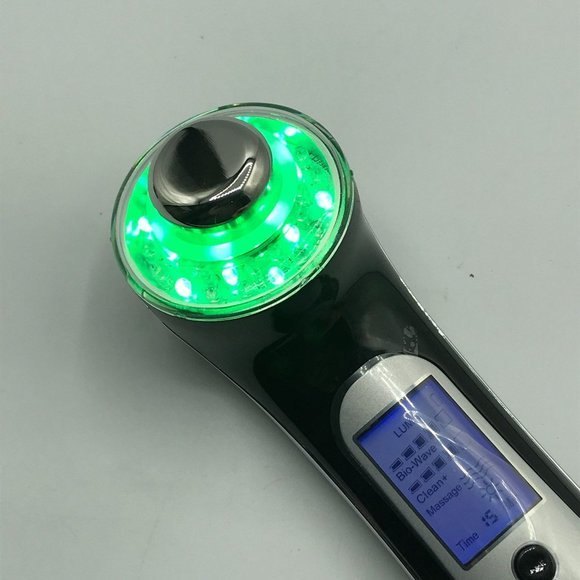 Skincare Therapy Wand - Black - Picture 14 of 16